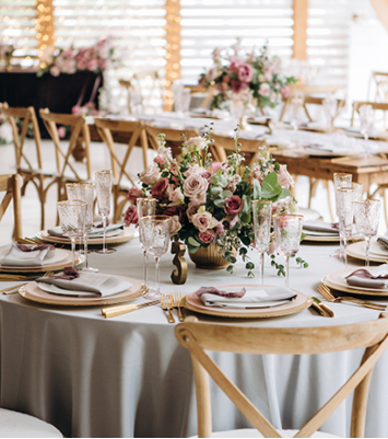 Wedding table decoration rustic and vintage