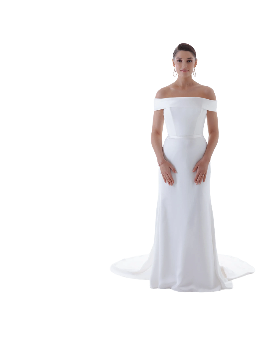 A woman wearing a white dress. Description generated by AI