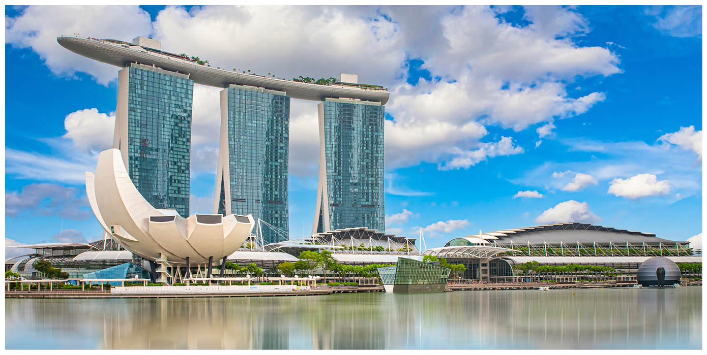 Singapore 02-03-2025   View of the skyline of Singapore with the Marina Bay Sands and the financial district. Singapore is an island city-state off southern Malaysia.