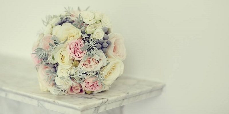 pink and white bouquet