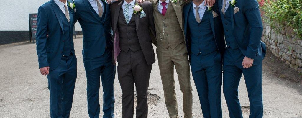 groomsmen