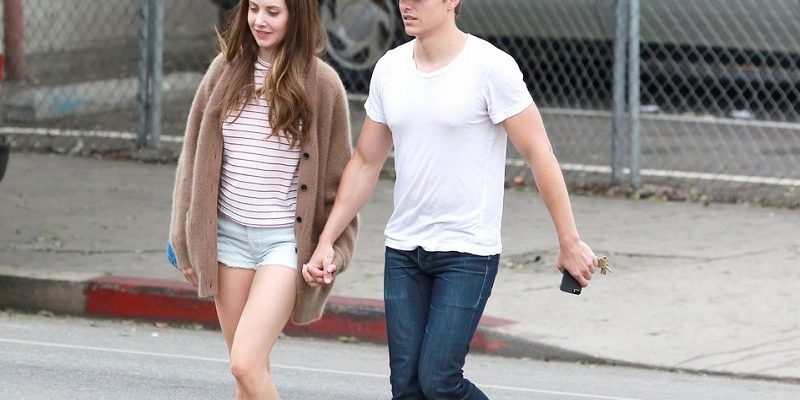 Alison Brie engaged