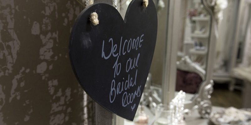 Bridalrooms_McElhinneys_Ballybofey_Donegal_12