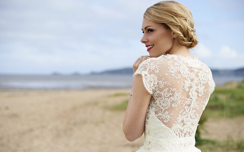 Choose A Wedding Dress To Flatter Your Body Shape Wedding Journal