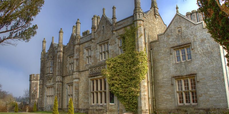 Get married in a manor house - unique venue inspiration
