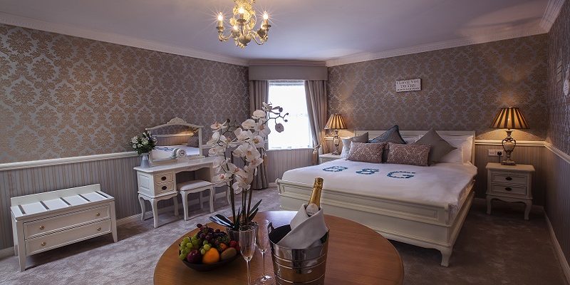 The Castle Arch Hotel – where wedding dreams come true