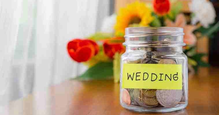 spend less on wedding 5