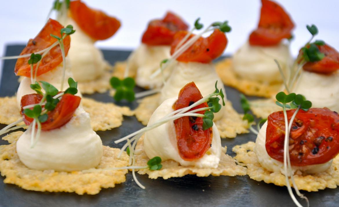 The Wedding Reception Food Trend Everyone S Talking About