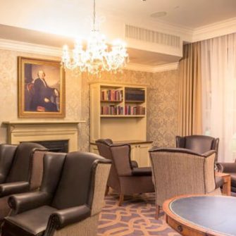 Bishops-Gate-Hotel-SOfa