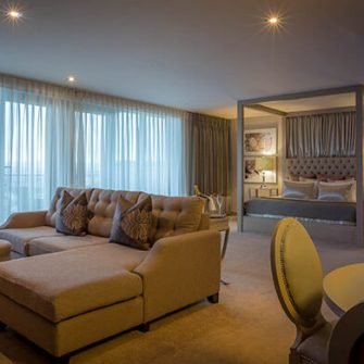 Lough-Rea-Hotel-Bridal-Suite