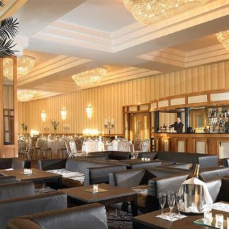 Garryvoe-Hotel-BAr