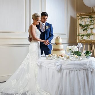 Hillgrove-Hotel-Cake