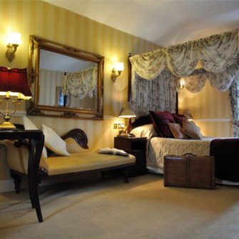 Station-House-Co-Meath-Room