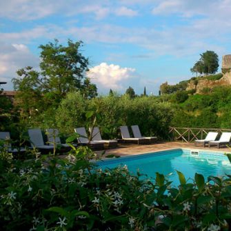 Borgo di Tragliata pool