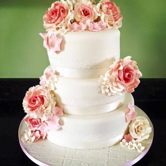 Celina's Cakes Peach 3 tier
