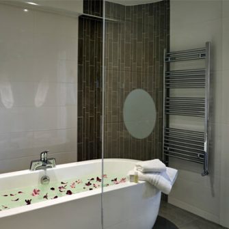 Sligo Park Hotel Bathroom
