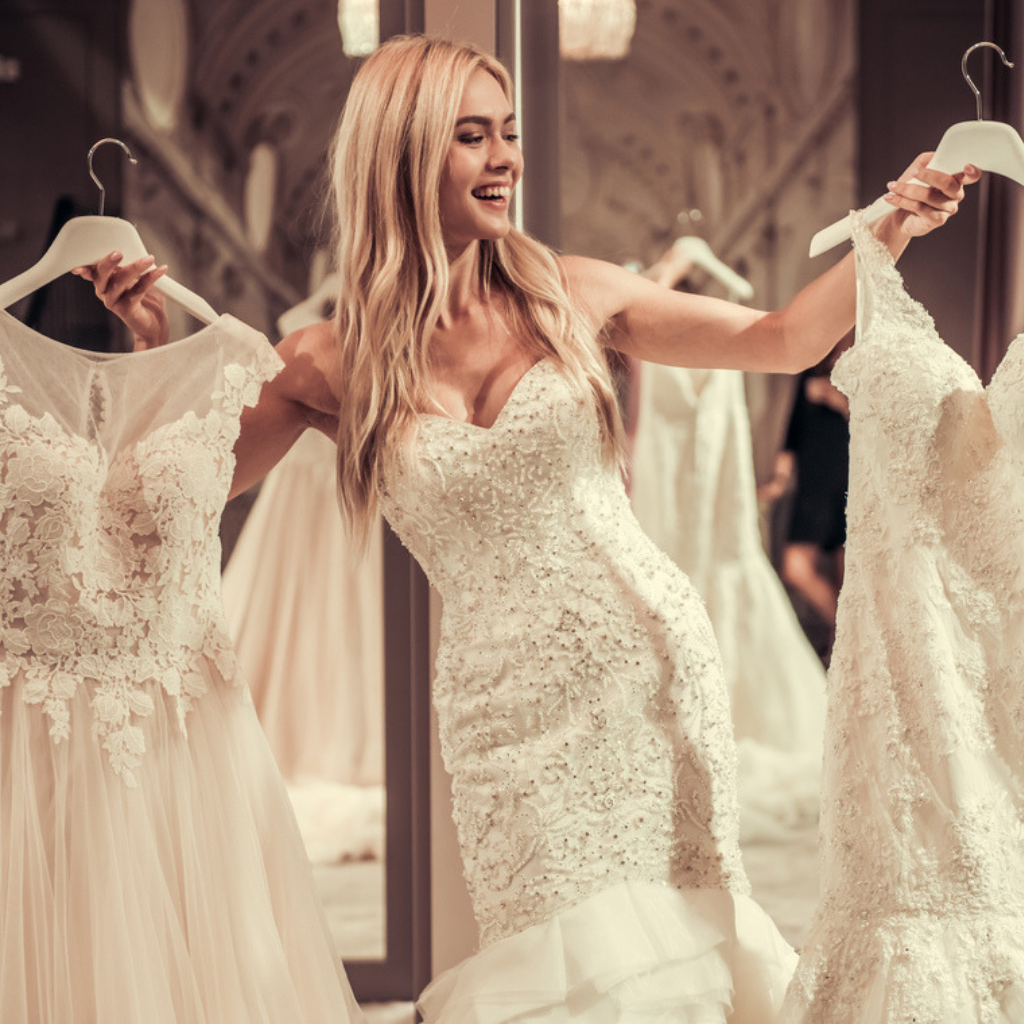 Wedding-Dress-Shopping-Do's-and-Don'ts-Featured-Image