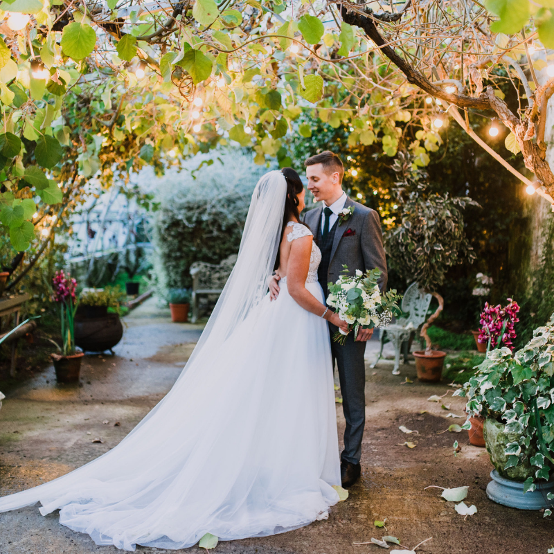 Real-Life-Wedding-Shane-Todd-and-Stacey-Larchfield-Estate-Autumn-Issue-2019