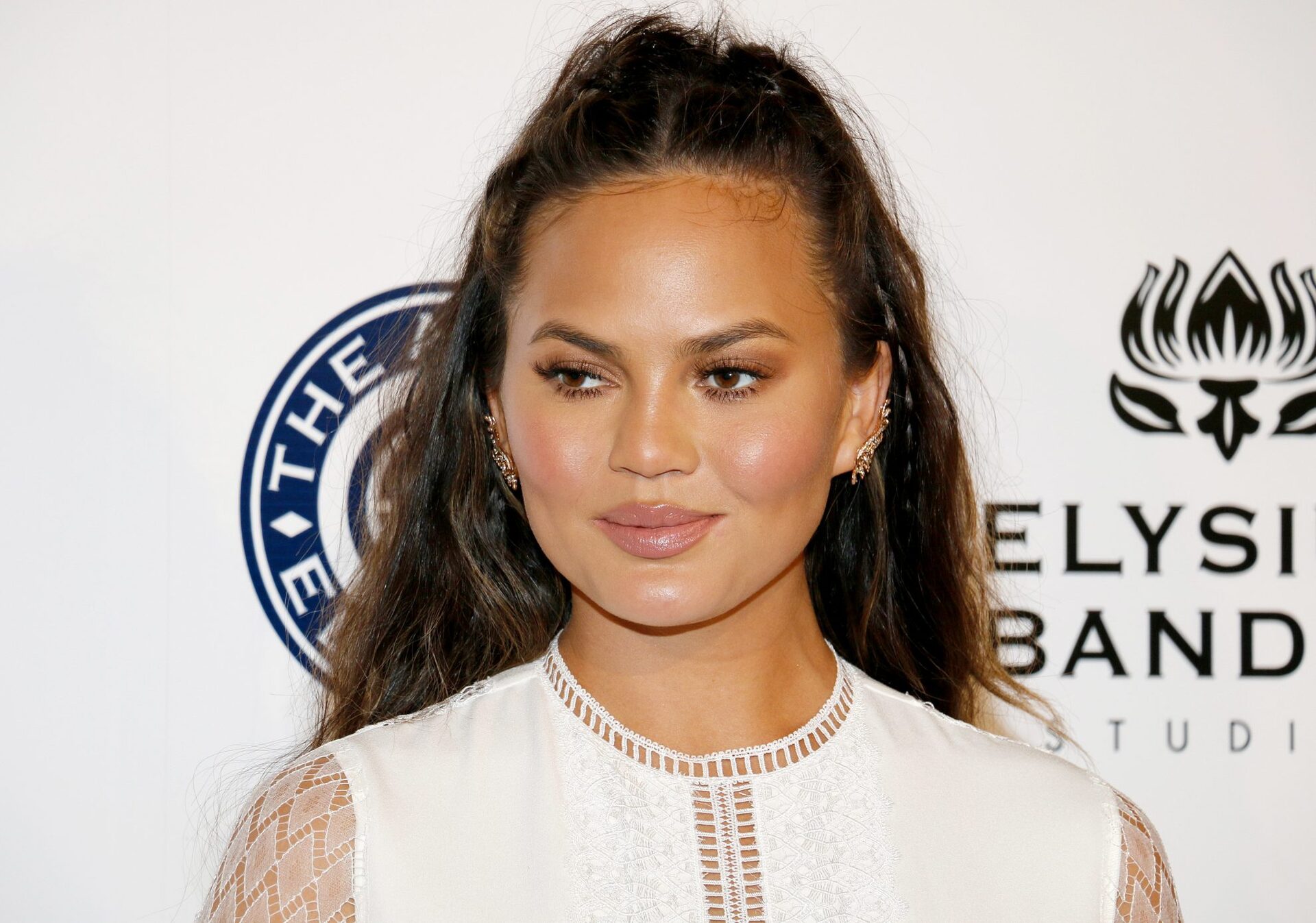 Chrissy Teigen Bought 5 Wedding Dresses Because She Felt 'Guilty' | Wedding  Journal