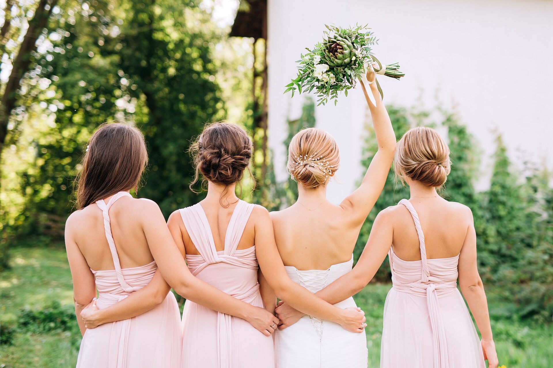 Bridesmaids in pink