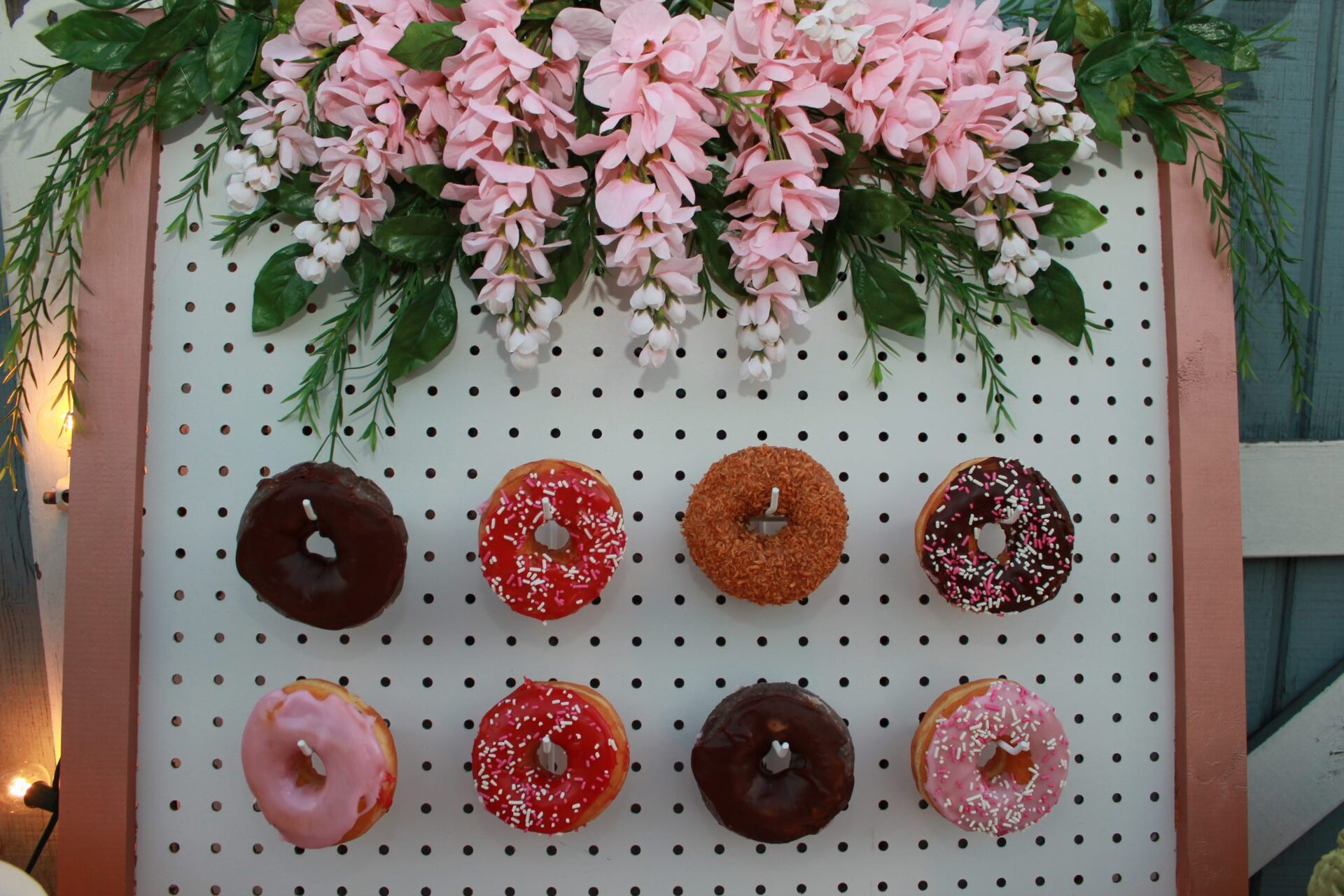 Doughnut Wall