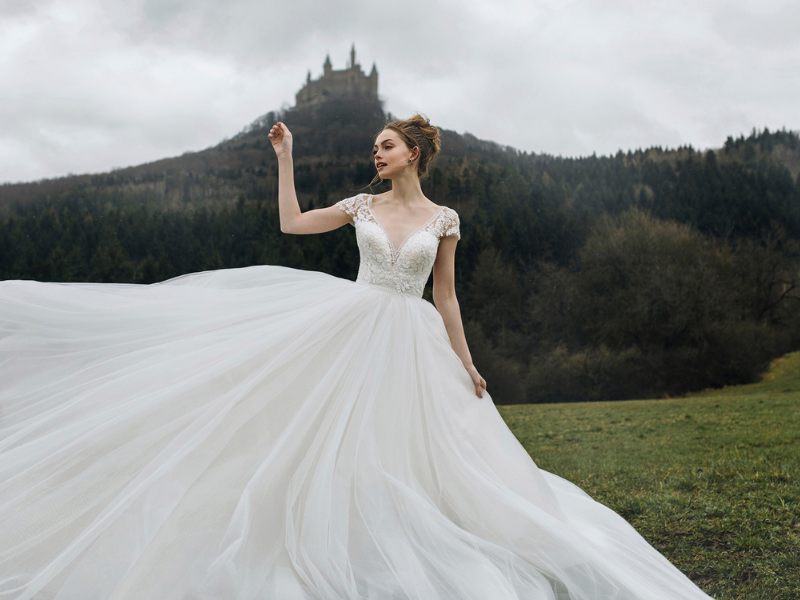 Disney-Bridal-Collection-Allure-Bridals-Cinderella