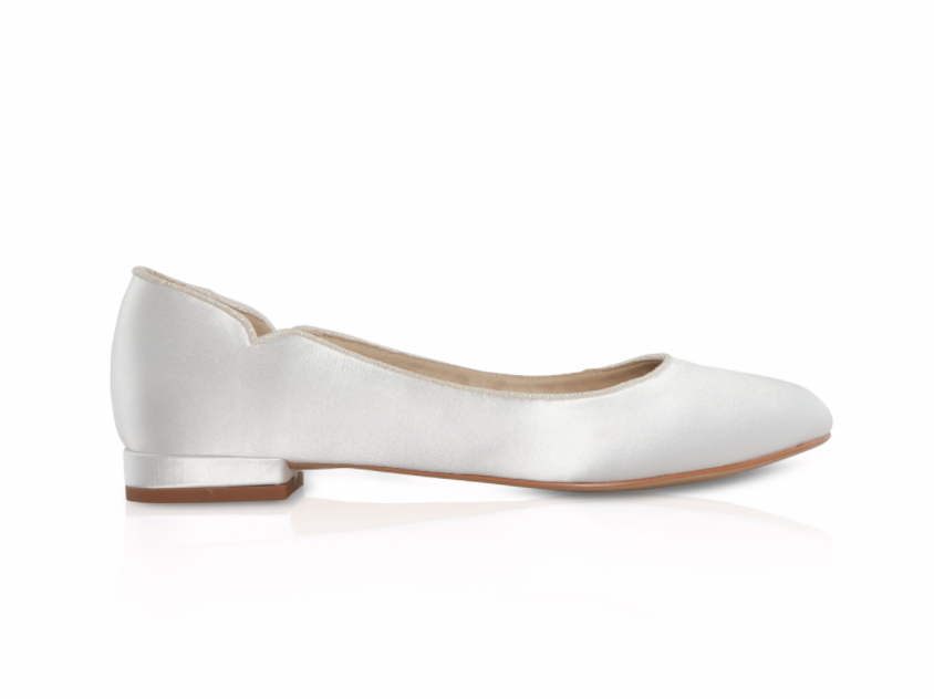 15 Affordable (And Gorgeous!) Flat Wedding Shoes - Wedding Journal
