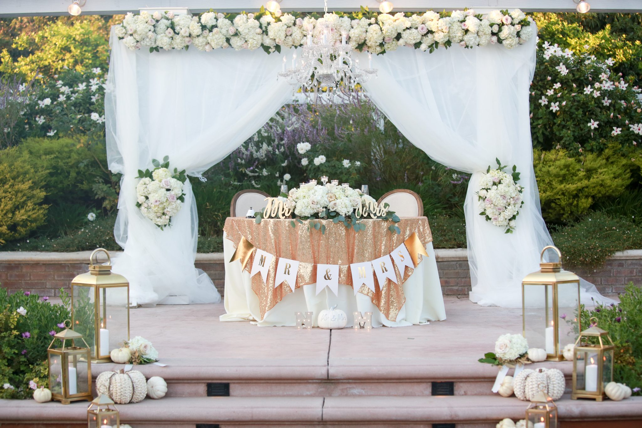 15 Alternative Wedding Table Ideas For Your Dream Reception Wedding