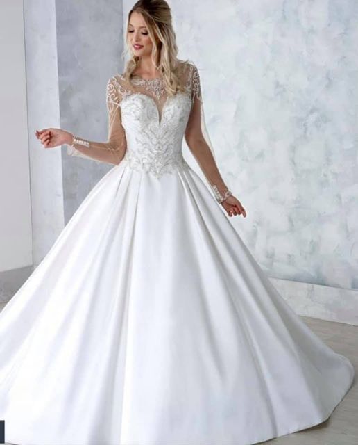 A-line Tulle Lace Appliques Princess Wedding Gown with Boat Neck –  loveangeldress