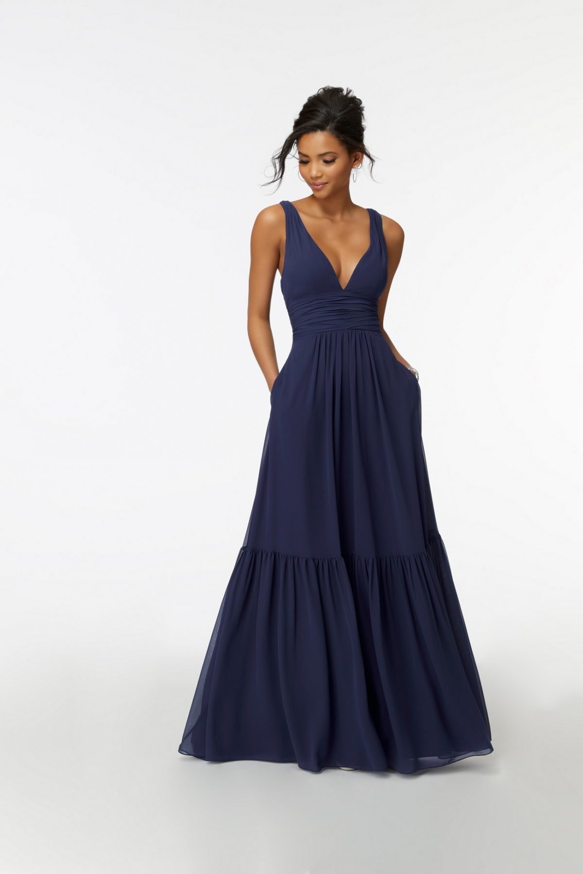 15 Beautiful Blue Bridesmaid Dresses For A Cool Wedding | Wedding Journal