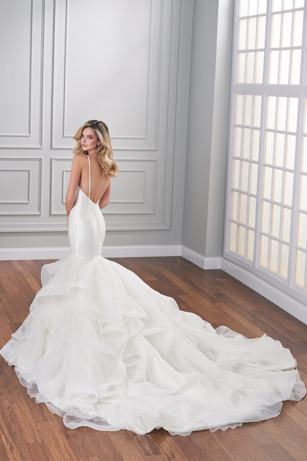 Which Wedding Dress Style Are You? - Wedding Journal