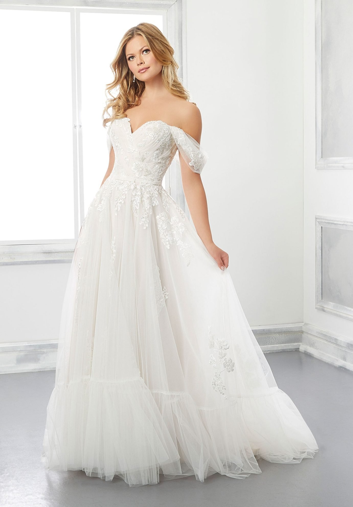 top wedding dress trends