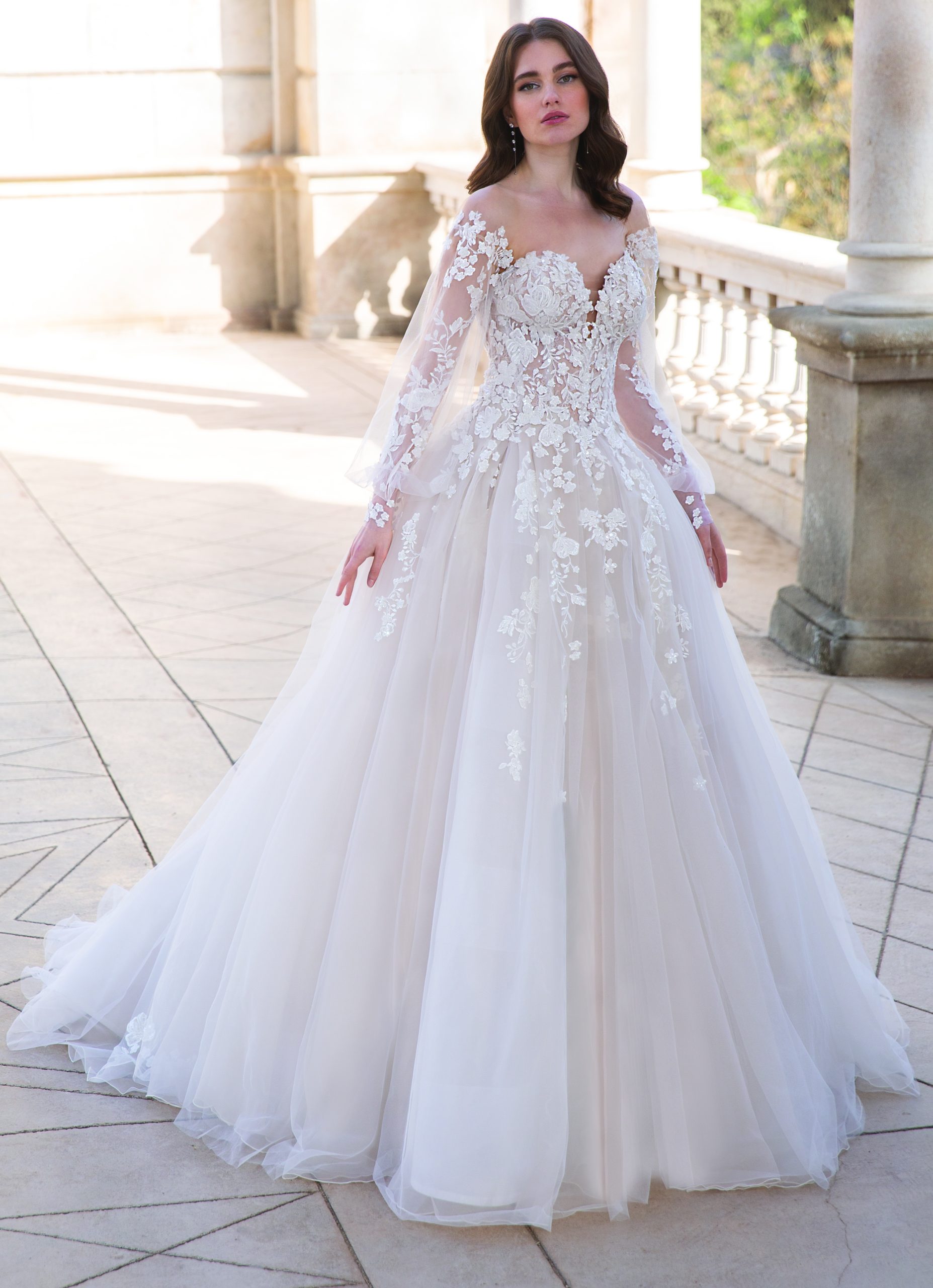 21 Princess Wedding Dresses For Fairy Tale Celebration | Wedding Dresses  Guide | Ball gowns, Wedding dress guide, Ball gowns wedding