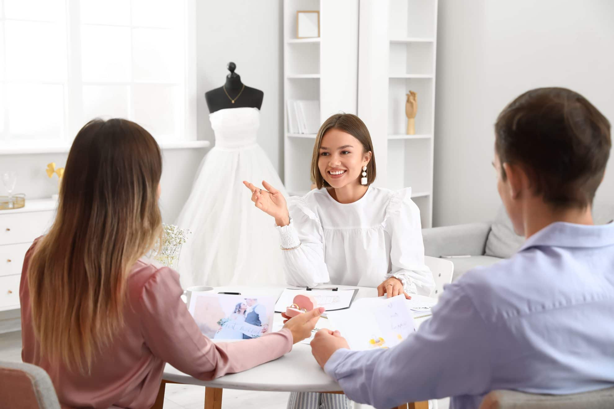 mistakes couples make when wedding planning