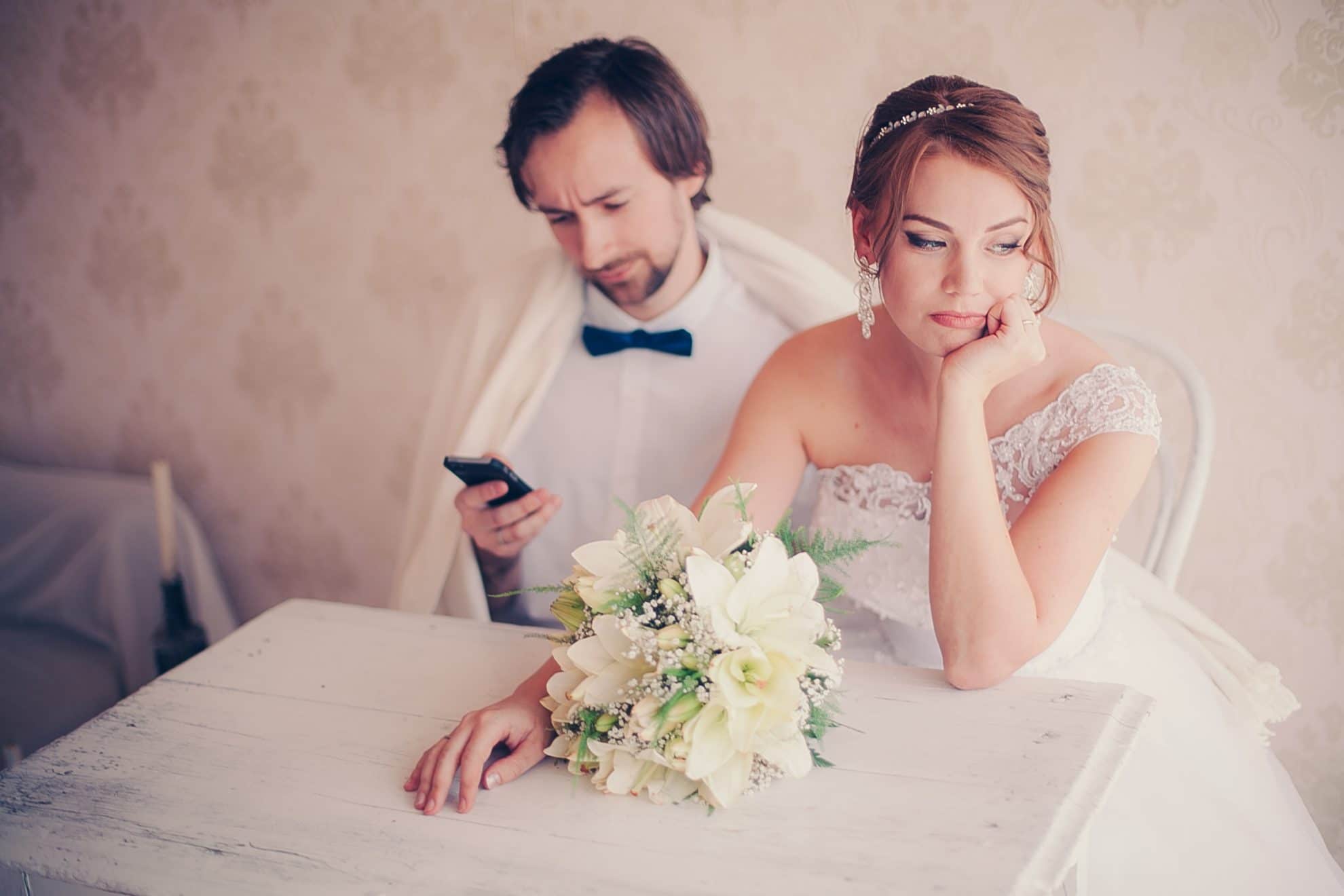 mistakes couples make when wedding planning