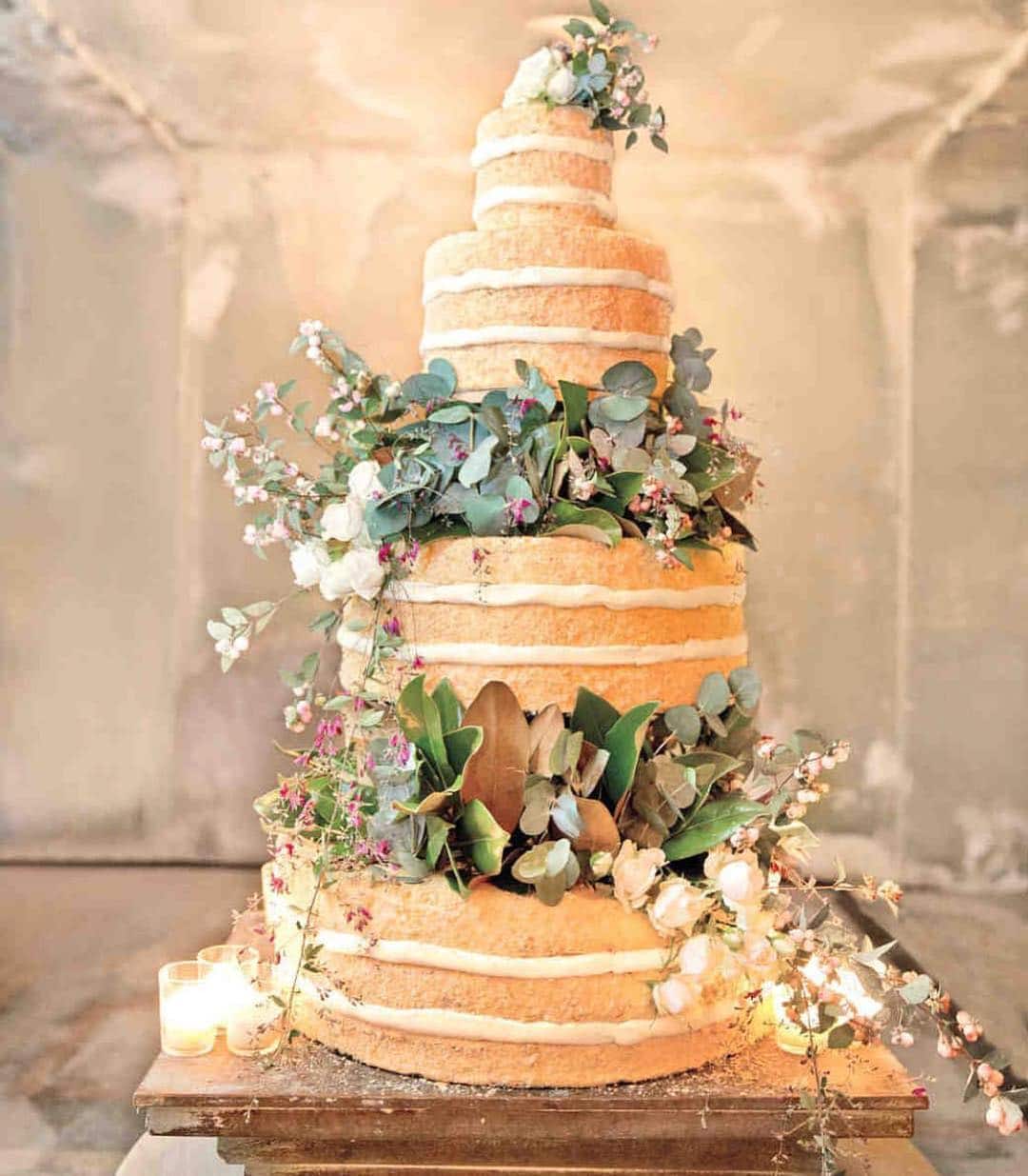 15 Of The Most Expensive Celebrity Wedding Cakes - Wedding Journal