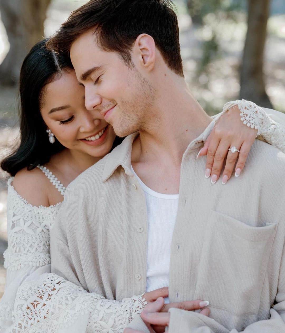 30 Engagement Ring Photos to Hard Launch Your Engagement