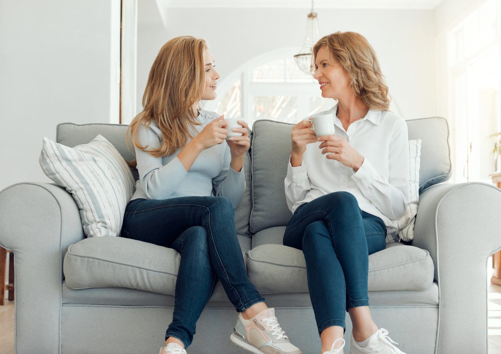 mum and daughter enjoying a cuppa together