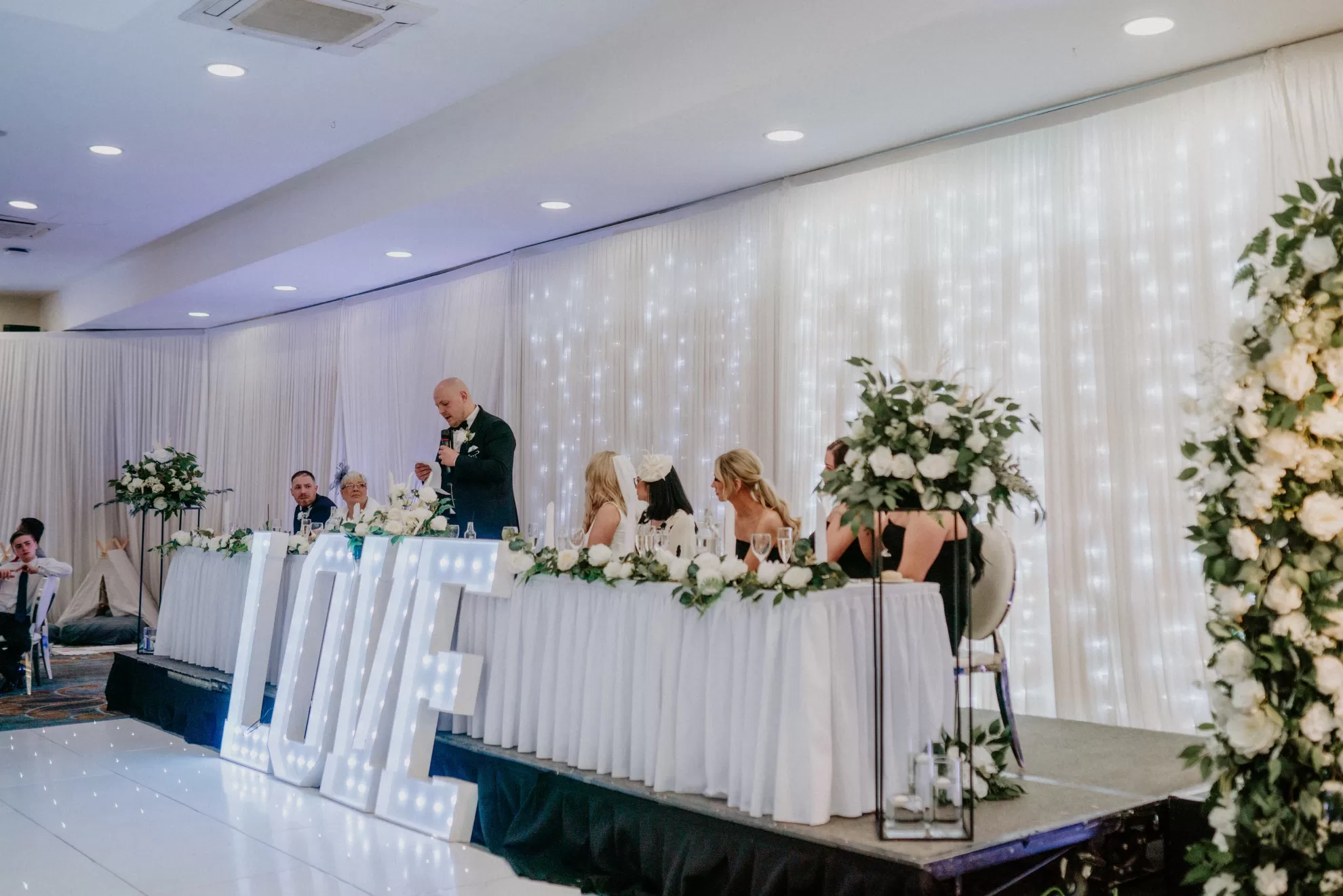 Leonard giving his groom's speech