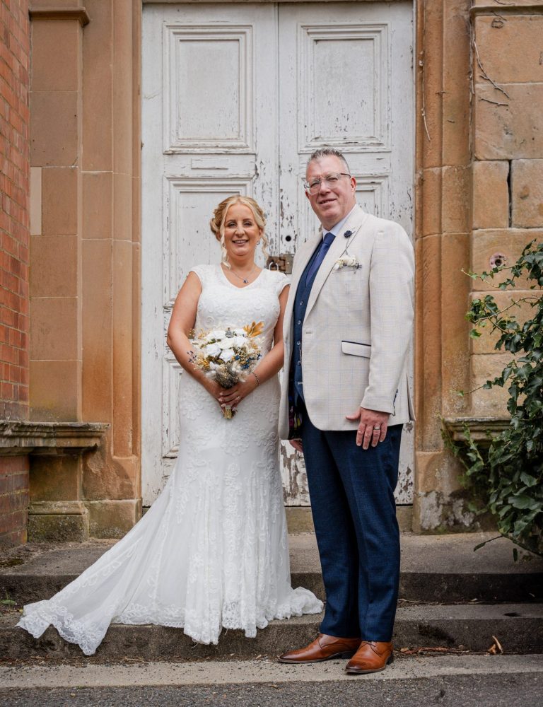 Bride & Groomn: Stephen & Lesley Seawright